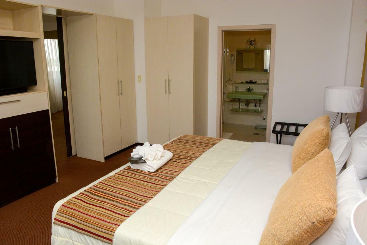 Leclub Resort Hotel Encarnación Esterno foto