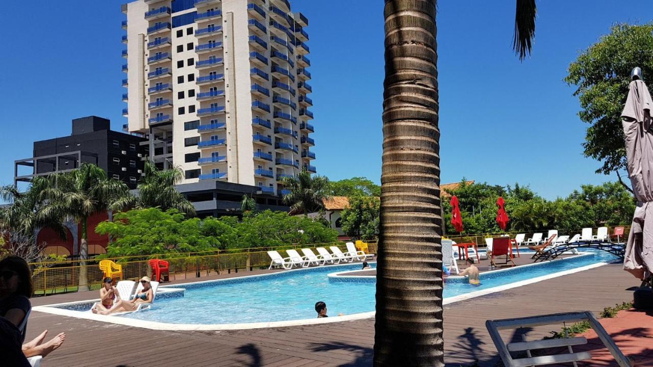 Leclub Resort Hotel Encarnación Esterno foto
